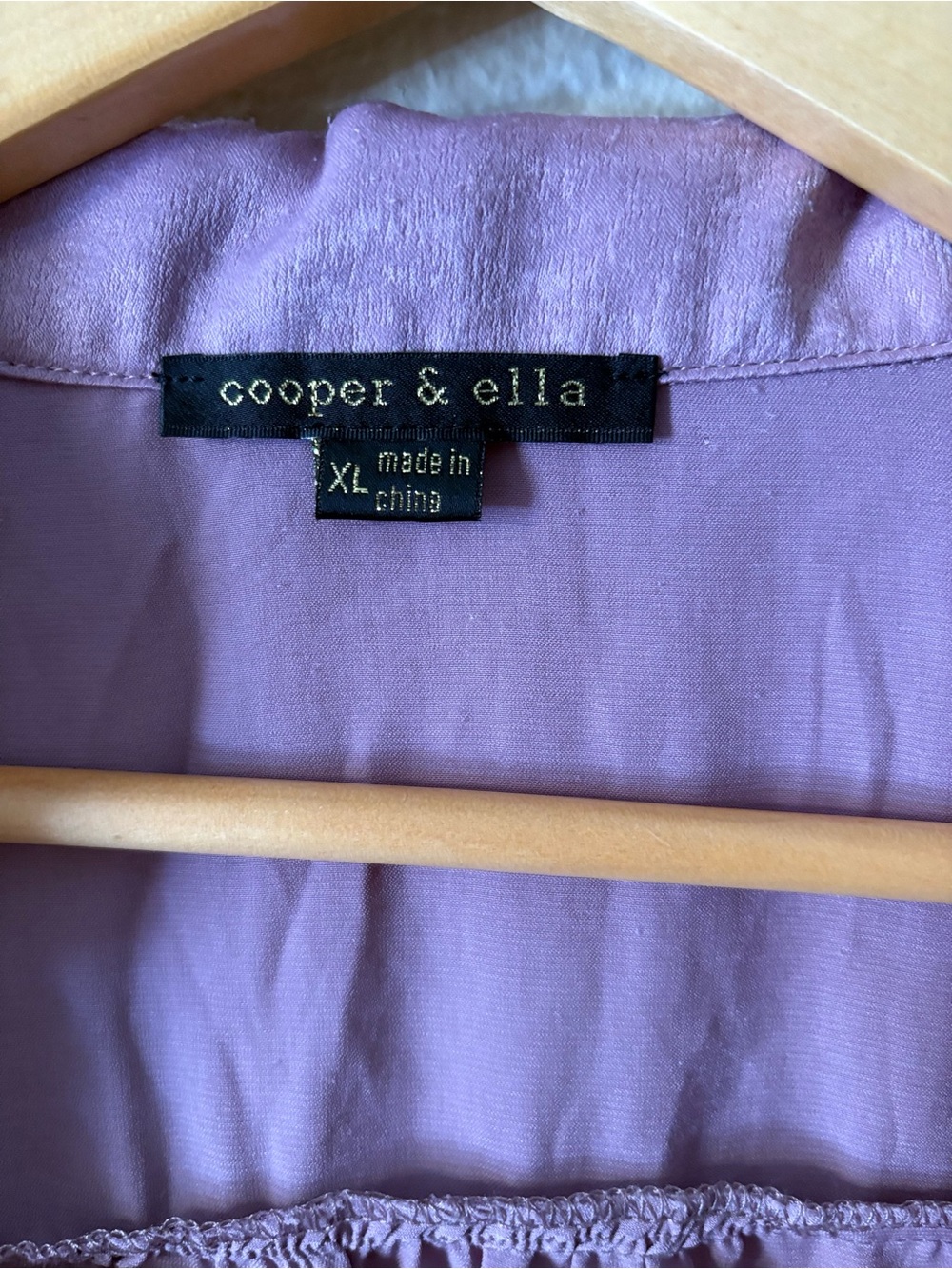 Cooper & Ella Lavender Button Front Blouse XL Long Sleeve Gathered Top - Picture 3 of 14